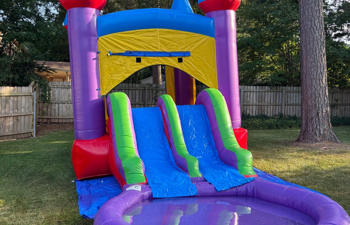 Bounce house rental photo